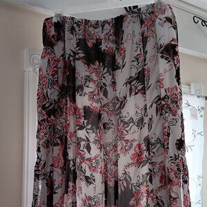 Studio 1940, stylish and sophisticated, long skirt (maxi length)